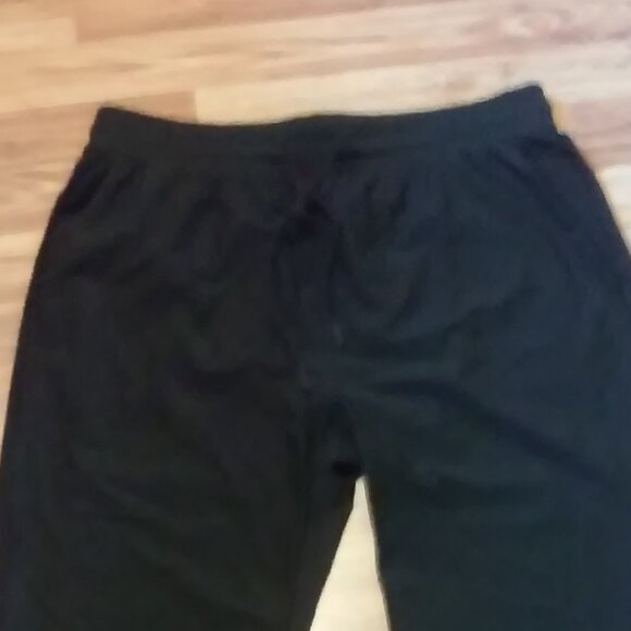 NEW Baleaf Pants Black Sz L Front Pockets Strings At Waist Never Worn Or Washed - Picture 1 of 3